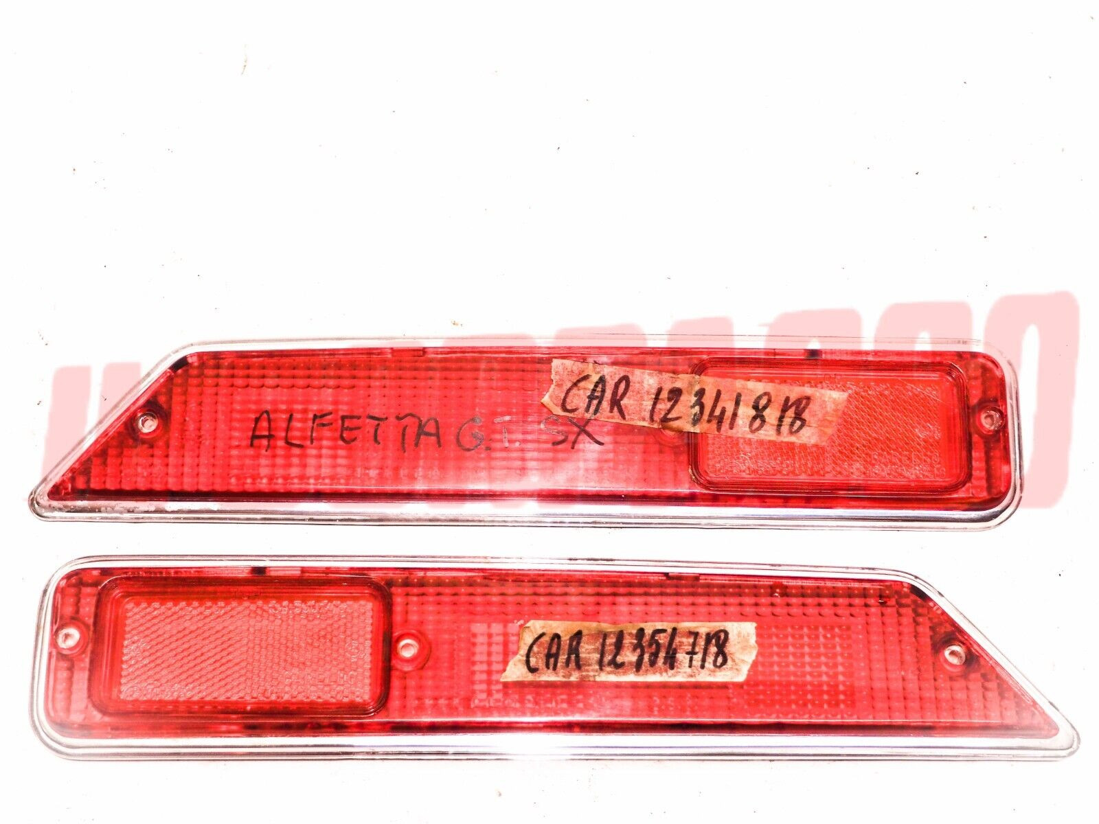 PLASTICHE ROSSE FANALE POSTERIORE DESTRO SINISRO ALFA ROMEO ALFETTA GT CARELLO