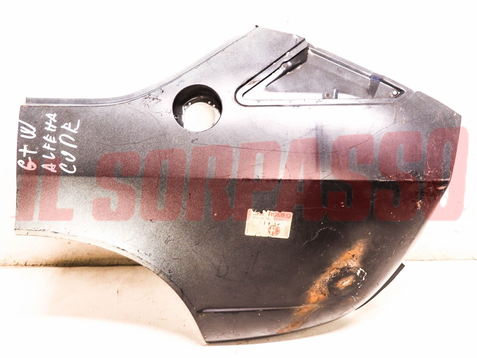 PARAFANGO FIANCO POSTERIORE SINISTRO ALFA ROMEO ALFETTA GT GTV  NOS 116105403100