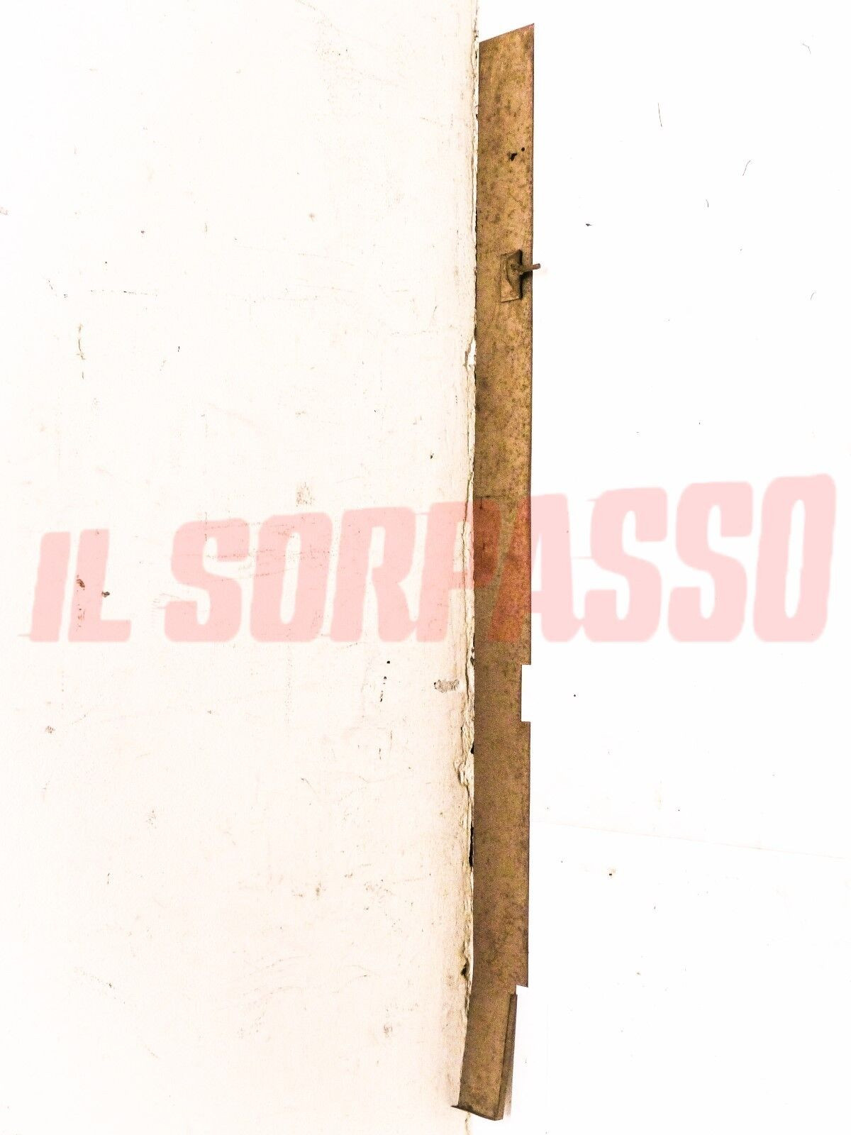 MONTANTE INTERNO SEDE FANALE POSTERIORE DESTRO FIAT 600 850 900 T E PULMINO