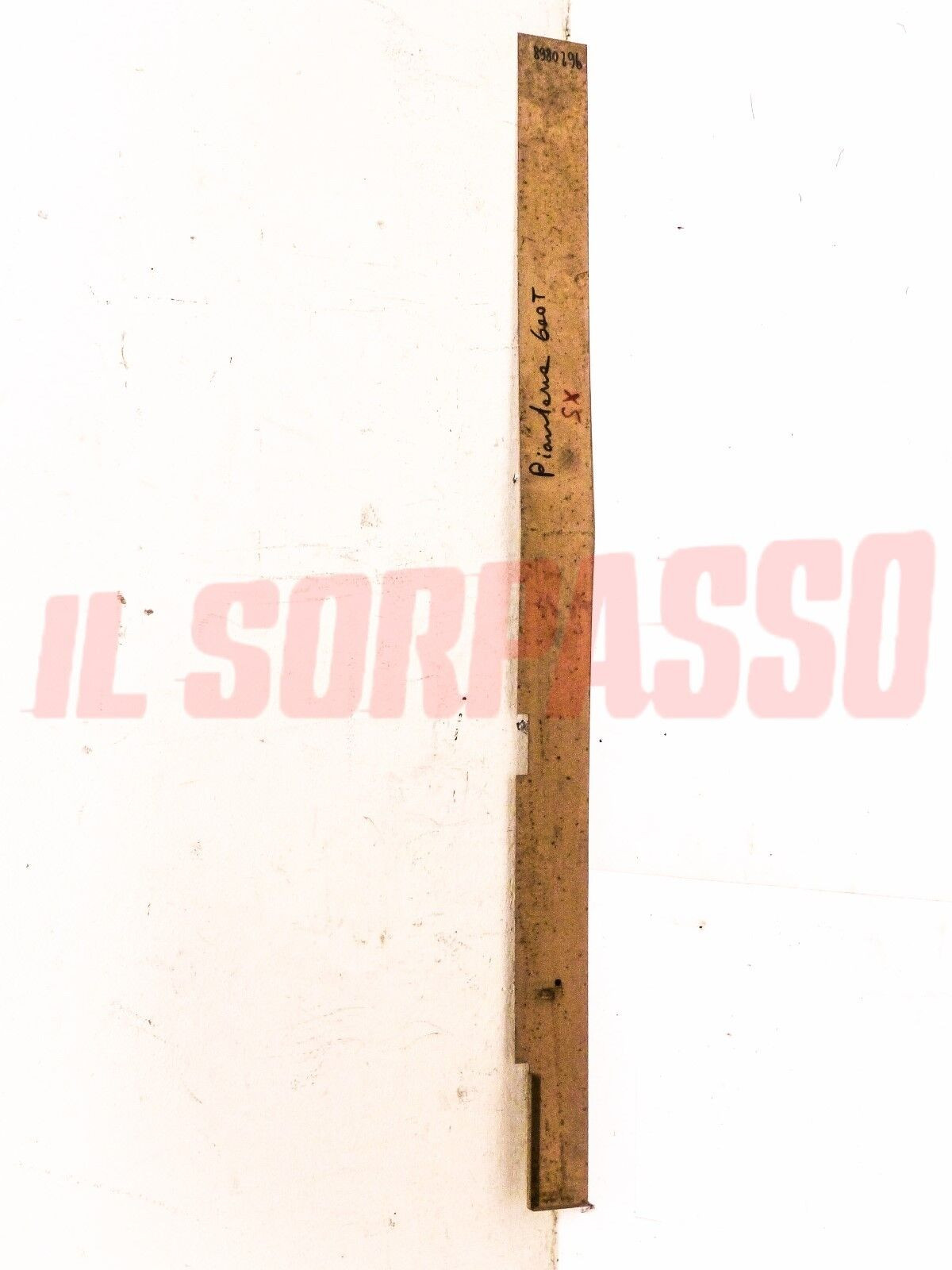 MONTANTE INTERNO SEDE FANALE POSTERIORE SINISTRO FIAT 600 850 900 T E PULMINO