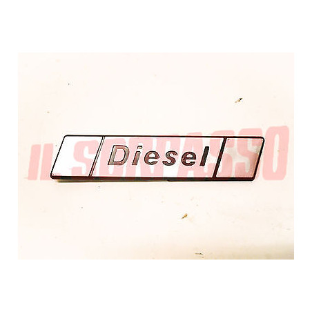 SCRITTA SIGLA FANALE POSTERIORE DESTRO FIAT 131 DIESEL IN PLASTICA ORIGINALE