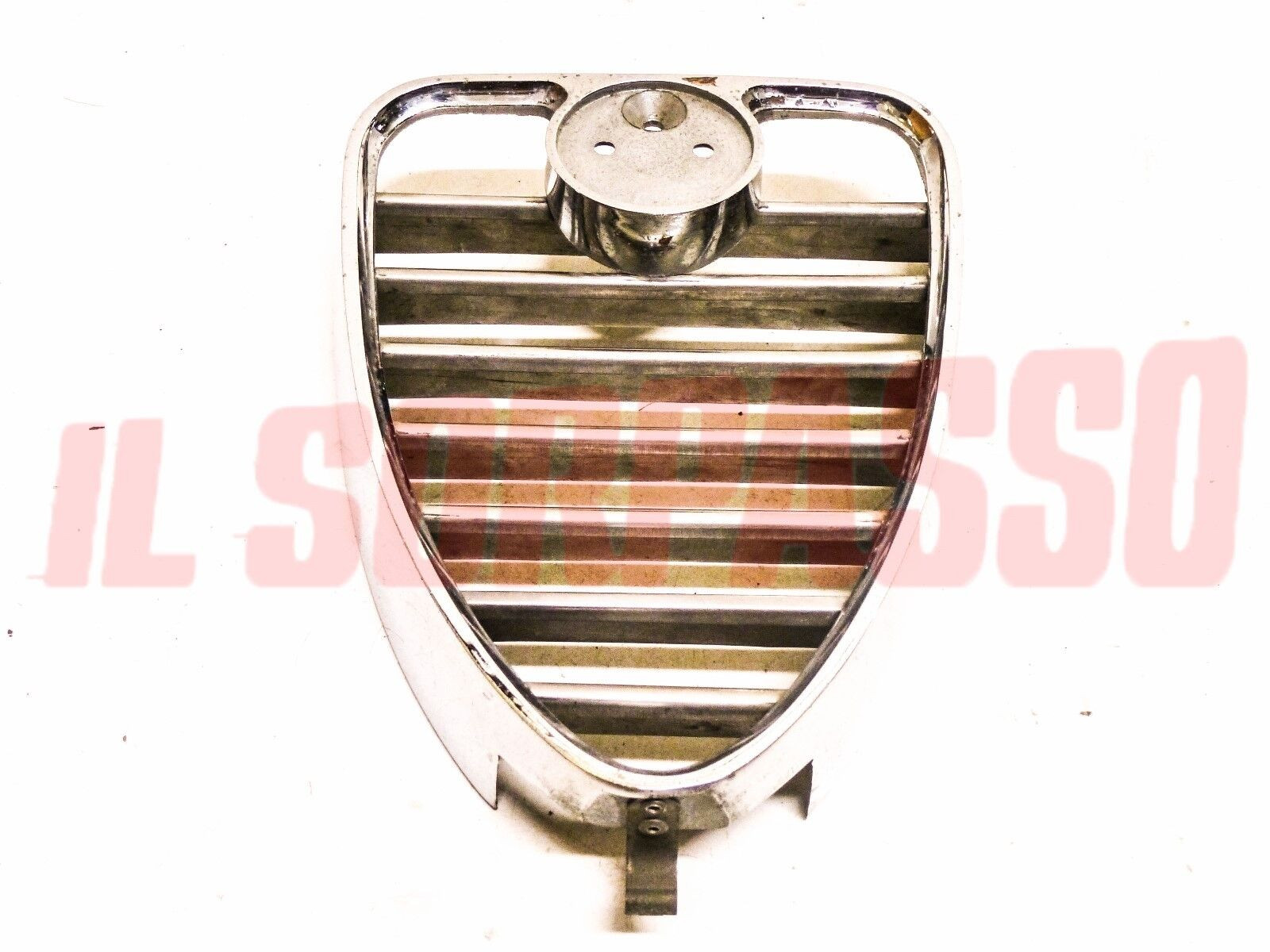 SCUDO MASCHERINA ALFA ROMEO GT 1300 1600 1750 ( NO SCALINO ) difettato .